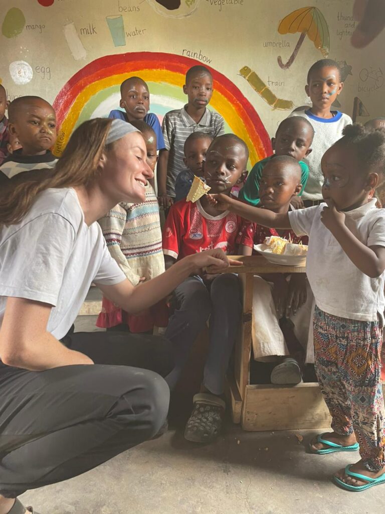 Tanzania volunteering programs and fees